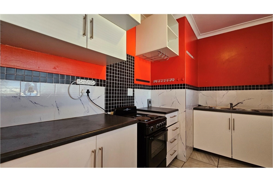 1 Bedroom Property for Sale in Walmer Eastern Cape